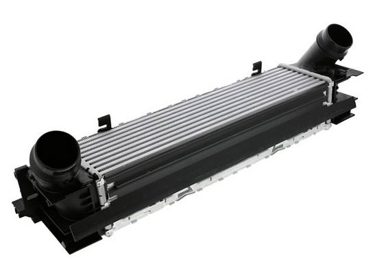 BMW Intercooler 17517618809 - Valeo 818263